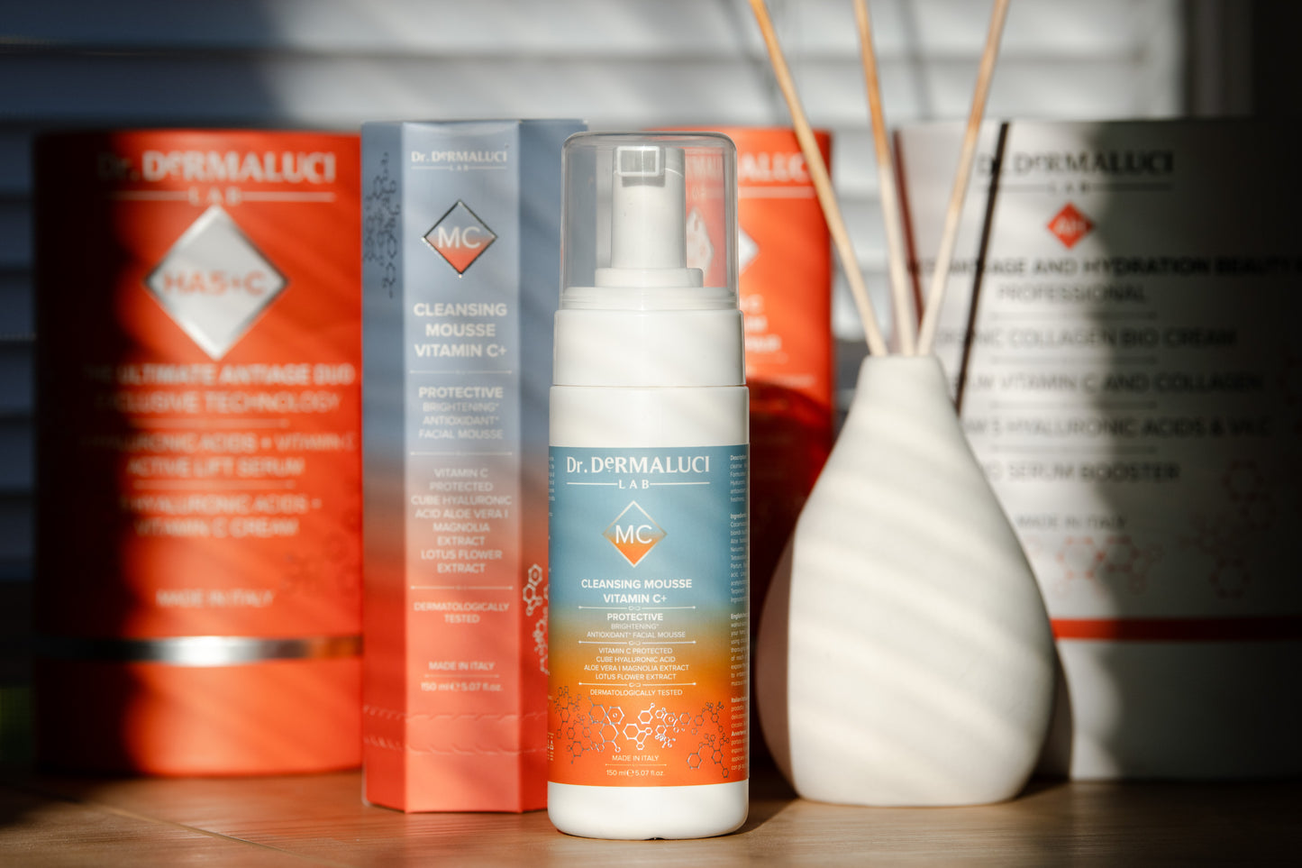 Vitamin C + Hyaluron-Reinigungsschaum