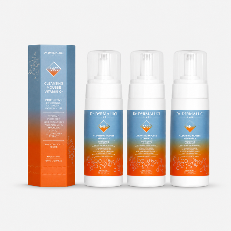 Vitamin C + Hyaluronic Cleansing Mousse